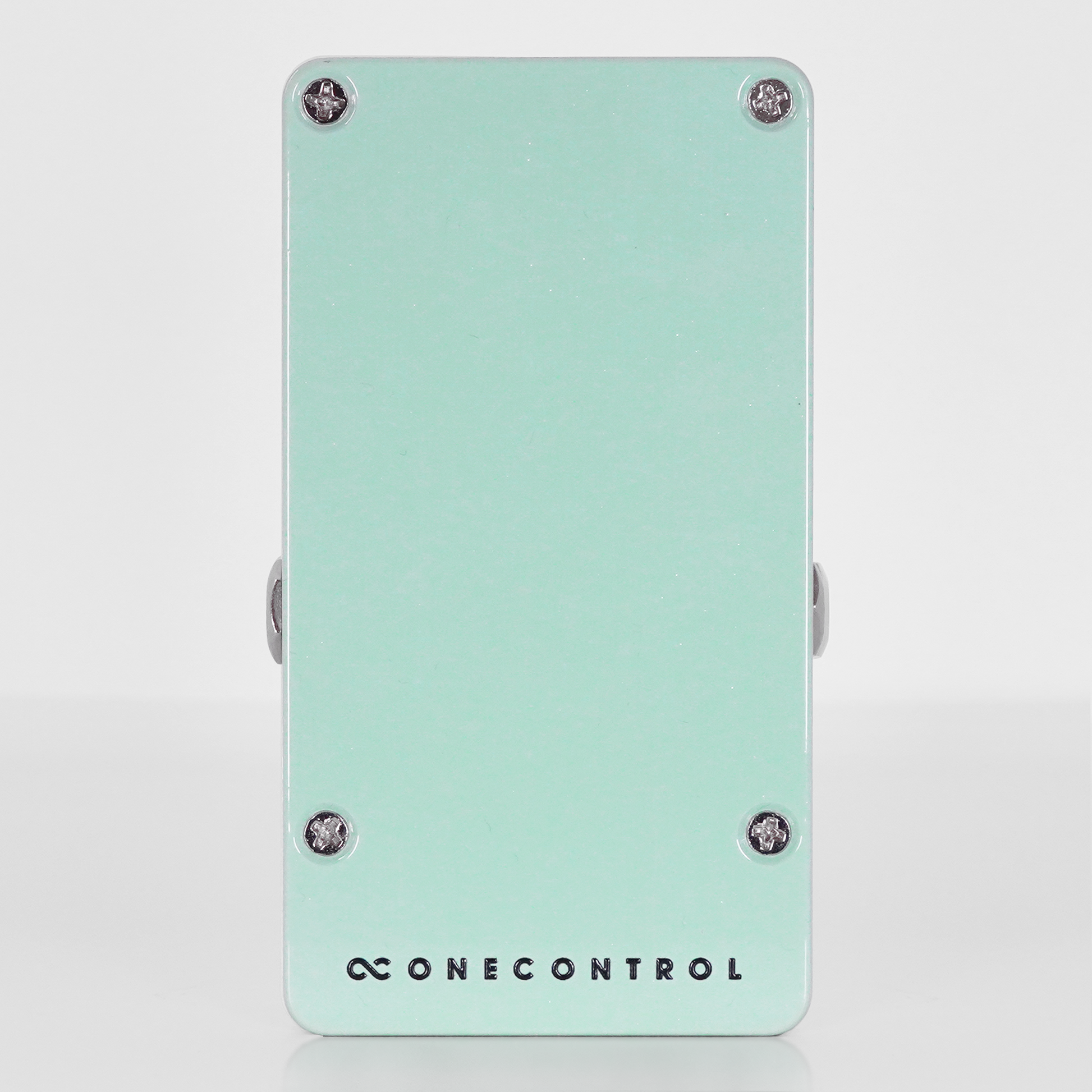 greenbox pedal BJFE in your hand series Shades Of Green O.D. DLX (OC-BIYH-SOGODDLX) – One Control USA